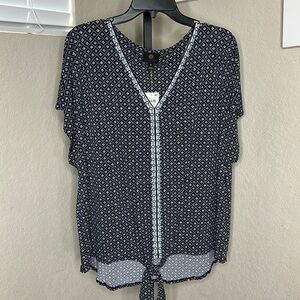 318 - JM Collection NWT Navy/White Short Sleeve Top, Size 1X